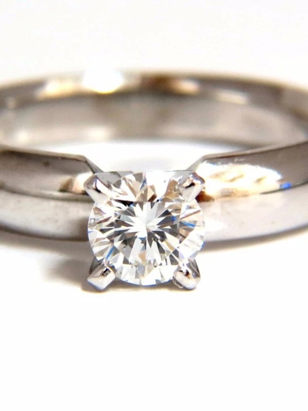 GIA Certified .51ct E Vs2 natural round diamond ring platinum*